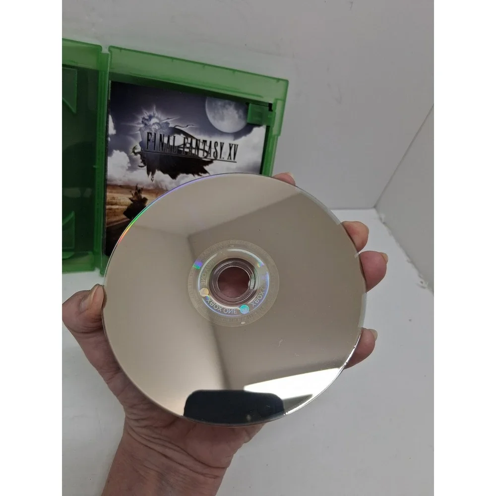 Final Fantasy XV Day One Edition Xbox One Square Enix RPG Video Game Disc Case